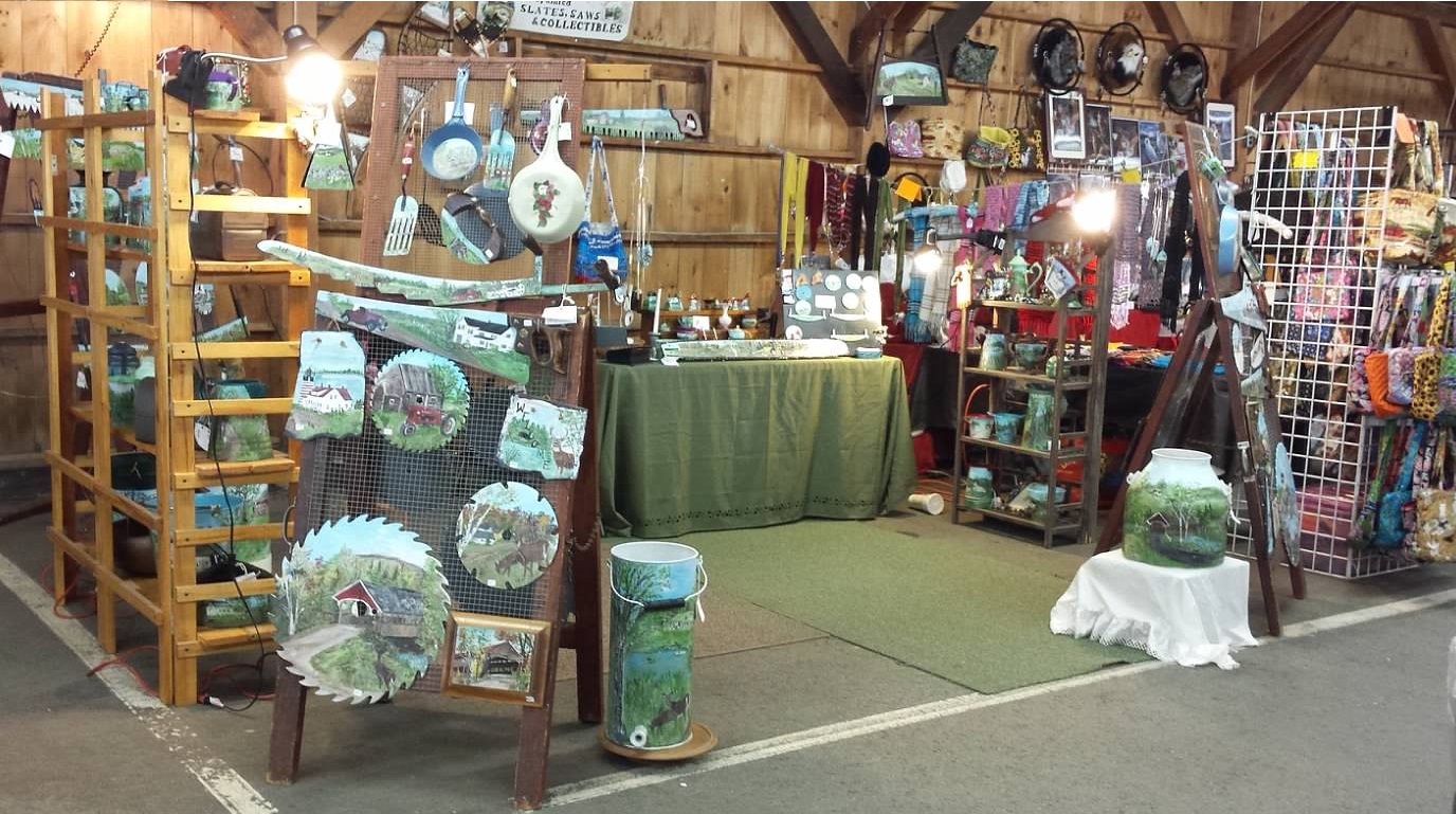 Barb's Handpainted Saws, Slates & Collectibles Display